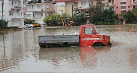 Manavgat sular altında