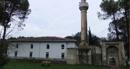 Tarihi caminin restorasyonu durdu