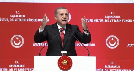 Erdoğan: ’Cumhuriyeti savunurken Osmanlıyı reddedemeyiz’