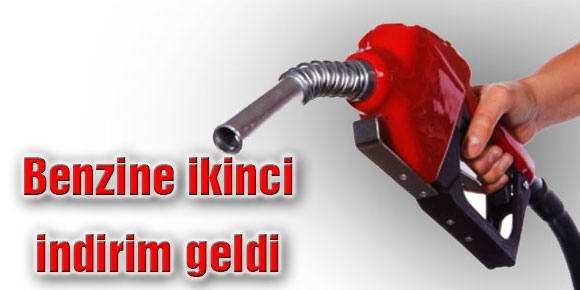 Benzine ikinci indirim geldi