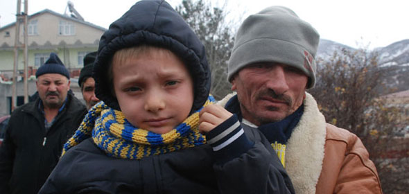 Kayıp çocuklardan Bayramın ikizinin endişeli bekleyişi