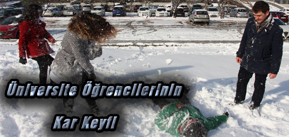 Üniversite Öğrencilerinin Kar Keyfi