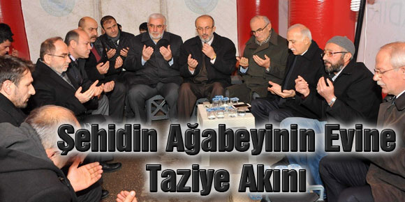 Şehidin Ağabeyinin Evine Taziye Akını