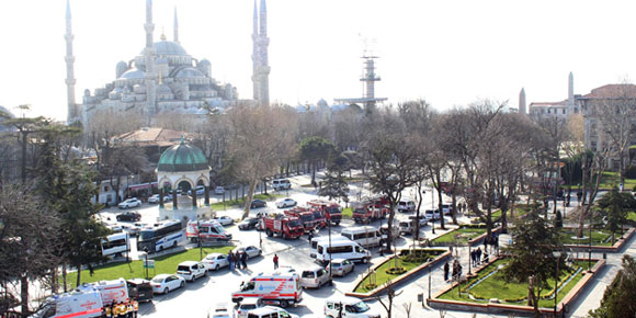 Dünya, Sultanahmetteki patlamayı böyle gördü!