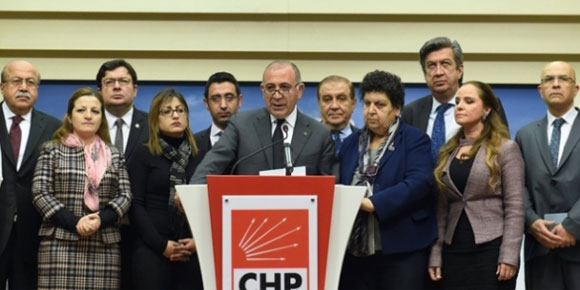 CHP o akademisyenlere sahip çıktı