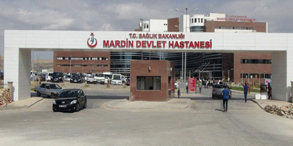 Kendine iğne yapan hemşire öldü