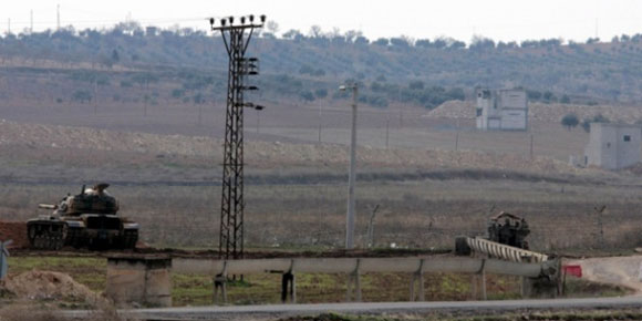 Sınırda askere ateş açıldı: Çatışma çıktı