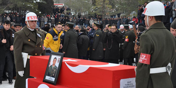 Şehidin babası: ‘Senin yerine ben öleydim yavrum’