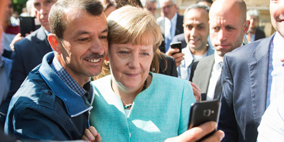 Almanya Başbakanı Merkele anket şoku