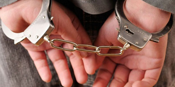 Darpçı sahte polisler tutuklandı