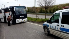 Kaza yapan çalıntı otobüs, polisi alarma geçirdi