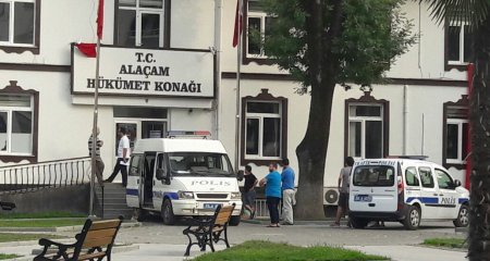 Alaçam’da FETÖ/PDY operasyonunda 2 kişi tutuklandı