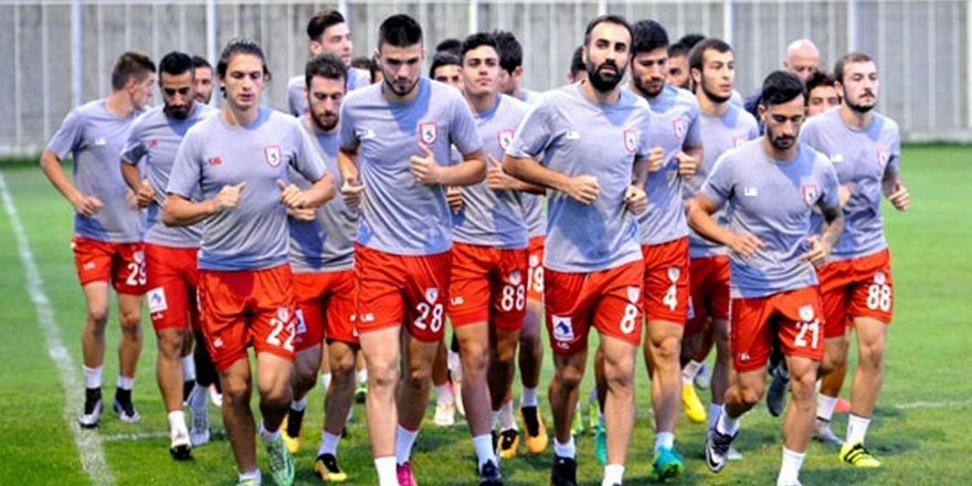 Samsunspor, ilk galibiyetini Mersin’de almak istiyor  