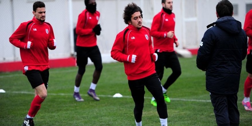 Samsunspor kendini yeniledi