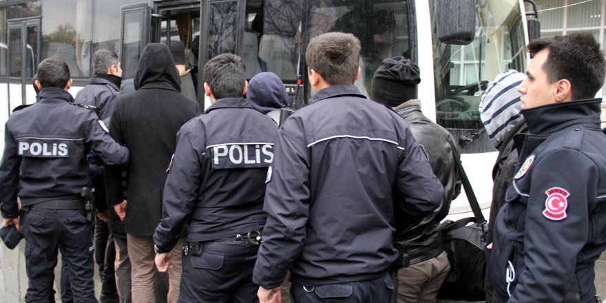 Samsun'da FETÖ'den 14 kişi tutuklandı