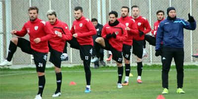 Samsunspor’da 4 gitti, 10 geldi