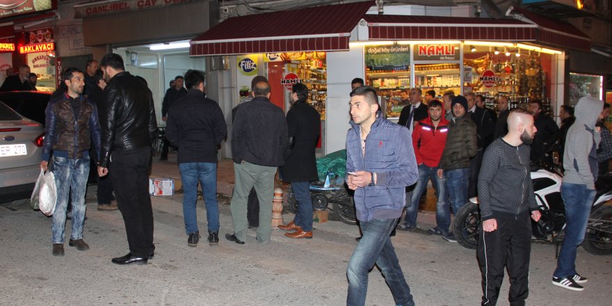 Samsun’da bıçaklı kavga: 2'si polis 3 yaralı