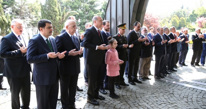 Cumhurbaşkanı Erdoğan, Turgut Özal'ı anma törenine katıldı