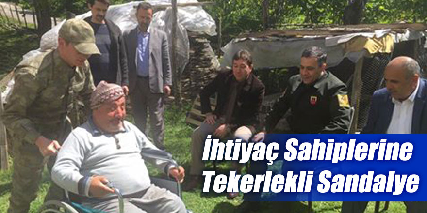 İhtiyaç Sahiplerine Tekerlekli Sandalye