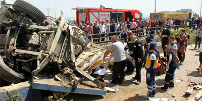 Samsun’da tır ve kamyon çarpıştı: 2 yaralı