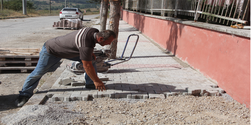 Kavak'ta Cadde ve Sokaklar ilmek ilmek işleniyor