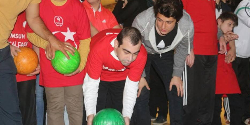 Samsun'da Engelli Bovling Turnuvası Başlıyor