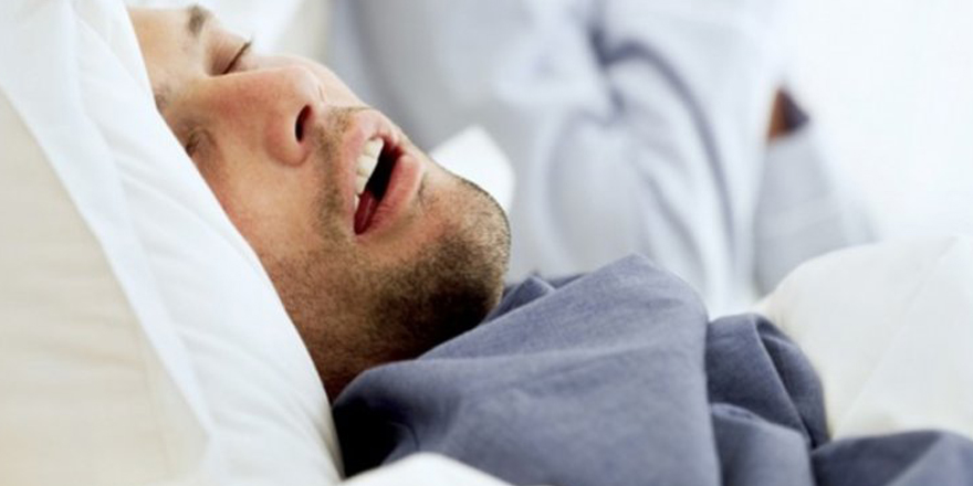 Uyku apnesi kalp hastalıklarını tetikliyor