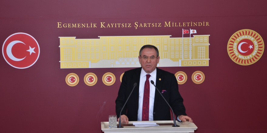 ZEYBEK, “EĞİTİM ÇÖKTÜ”