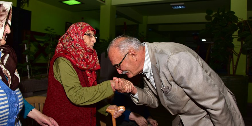 Başkan Yılmaz'dan 8 Mart Mesajı