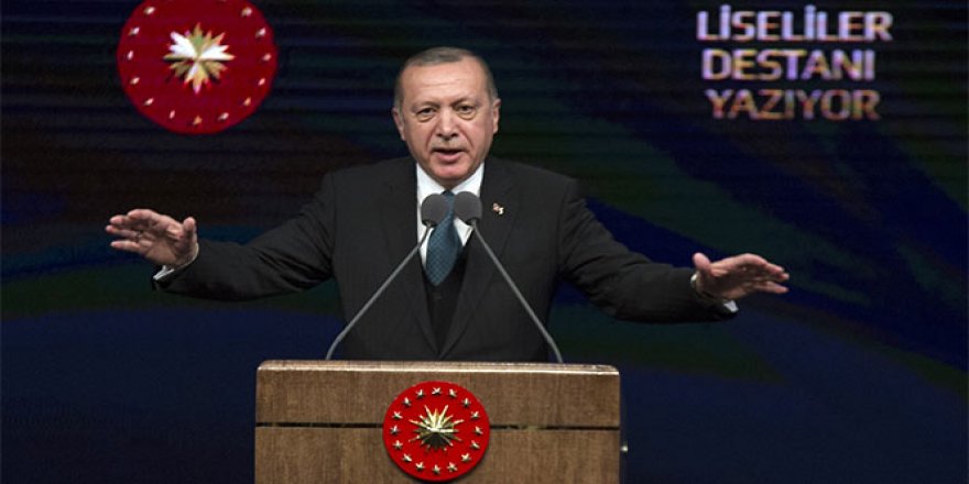 'Türkçemiz yeni bir bozulma süreci yaşıyor'