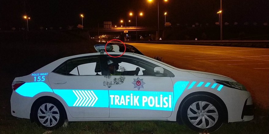 Maket trafik polis araçlarının tepe lambalarını çalanlar yakalandı 