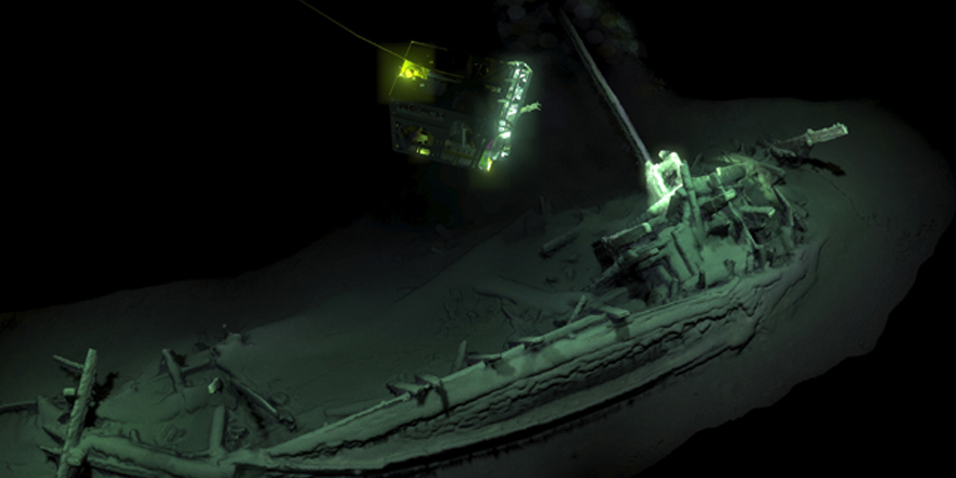 Dünyanın en eski dokunulmamış gemi enkazı Karadeniz'de bulundu