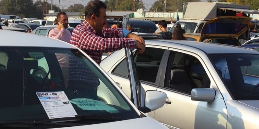 Sıfır otomobiller ucuzladı, ikinci el elde kaldı