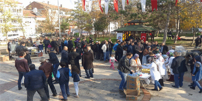 Öğretmenlerden hamsili kutlama