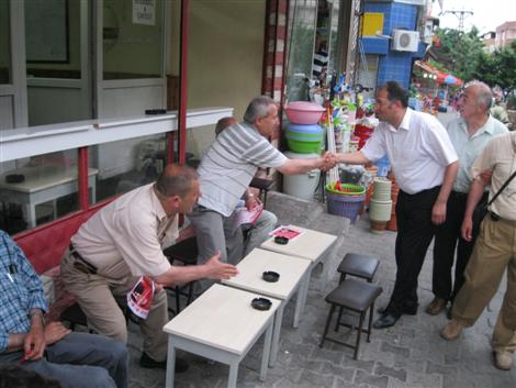 Gündüz, meşalelerle karşılandı