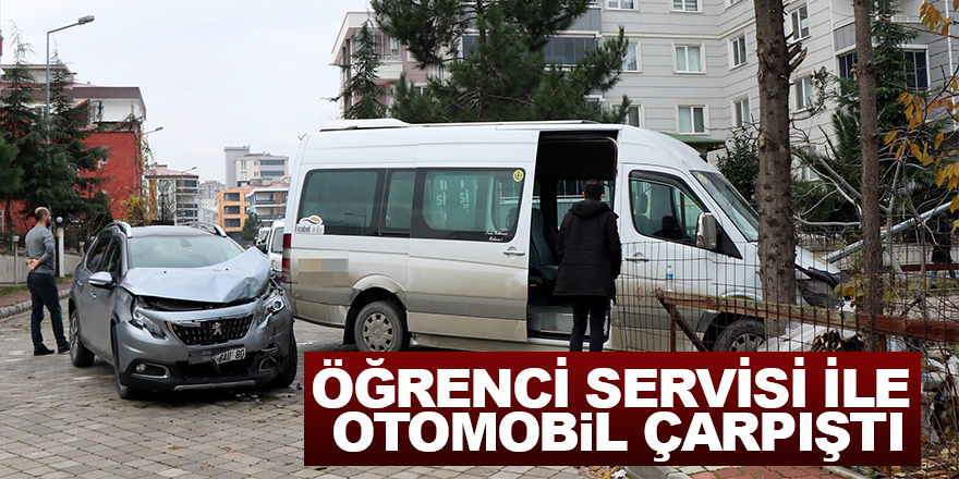 Öğrenci servisi ile otomobil çarpıştı: 3 yaralı