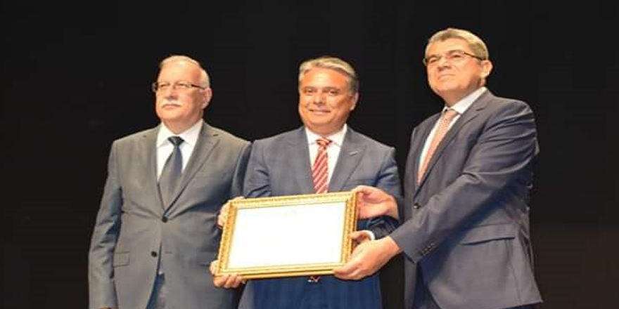 Antalya Belediye Başkanları mazbatalarını aldı