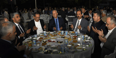 Başkan Mustafa Demir, iftar yemeğinde konuştu:
