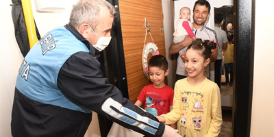 Başkan Demir, çocukları sevindirdi