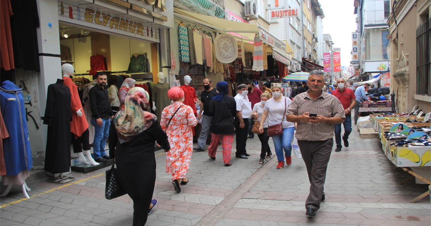 Çarşı pazarda toparlanma başladı