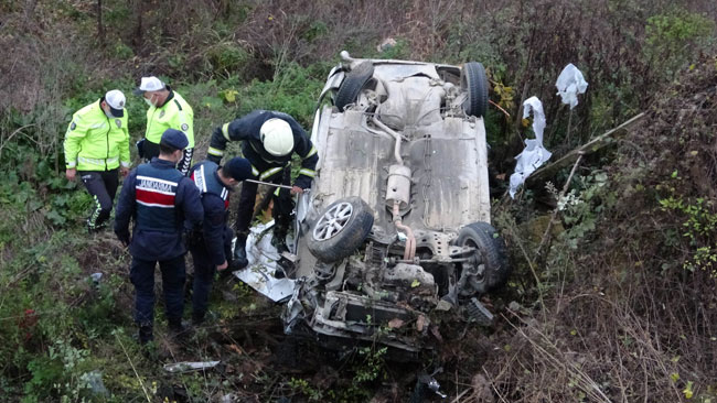 Samsun'da takla atan otomobil şarampole yuvarlandı: 1 yaralı