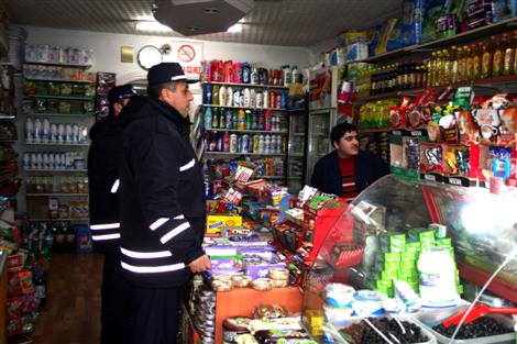 Pazar günleri iş yeri açma ruhsatı var mı?