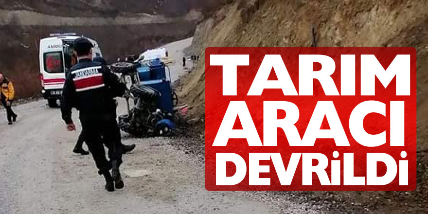 Tarım aracı devrildi: 2 yaralı