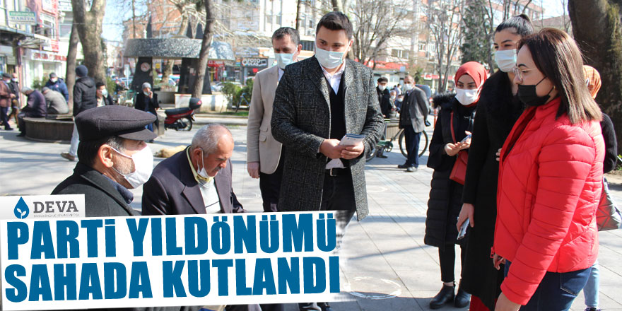 PARTİ YILDÖNÜMÜ SAHADA KUTLANDI