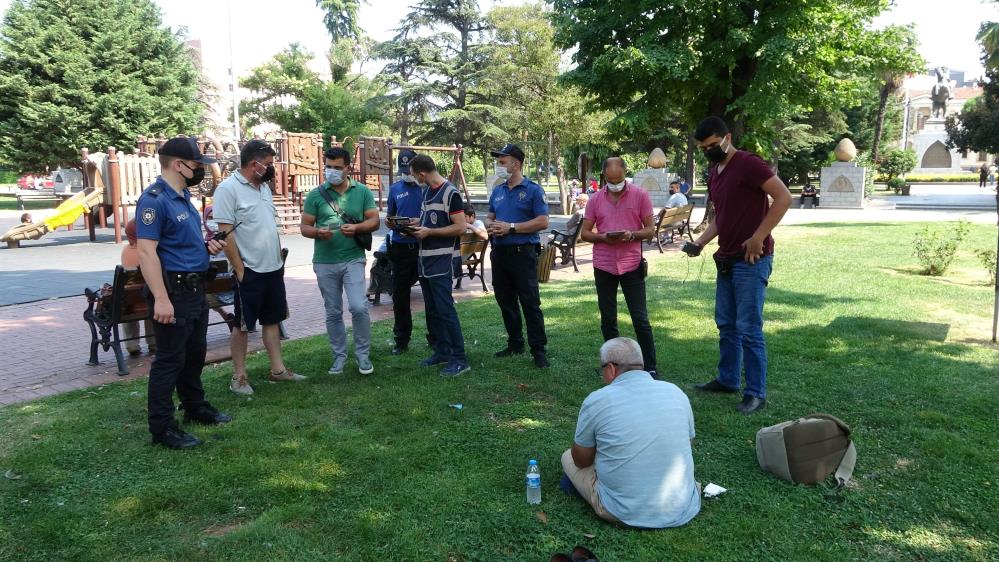 Samsun polisinden parklarda uygulama