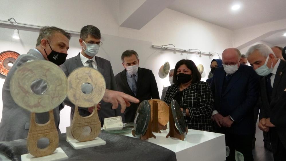 Anadolu medeniyetlerinin izlerini taşıyan 199 eser görücüye çıktı