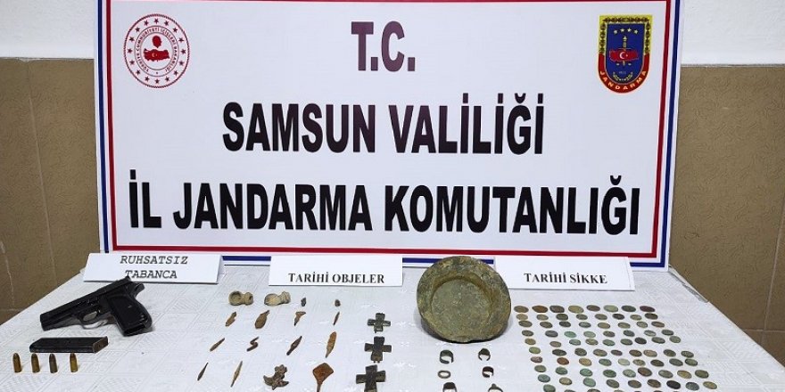 Samsun’da jandarma 136 adet sikke ele geçirdi