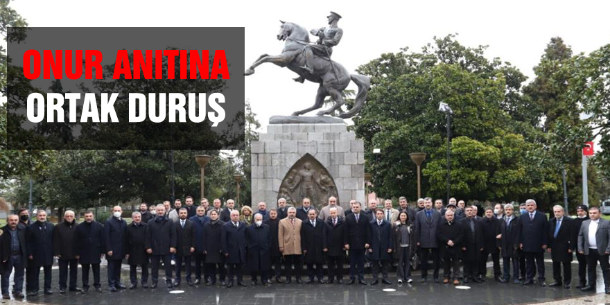 Samsun’da tüm siyasetçi ve idarecilerden Onur Anıtı’na saldırıya ortak duruş