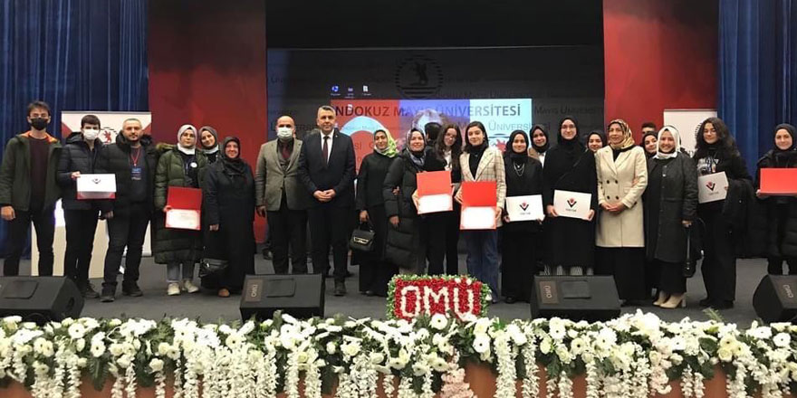 Atakum Anadolu İmam Hatip Lisesi'nin proje başarısı