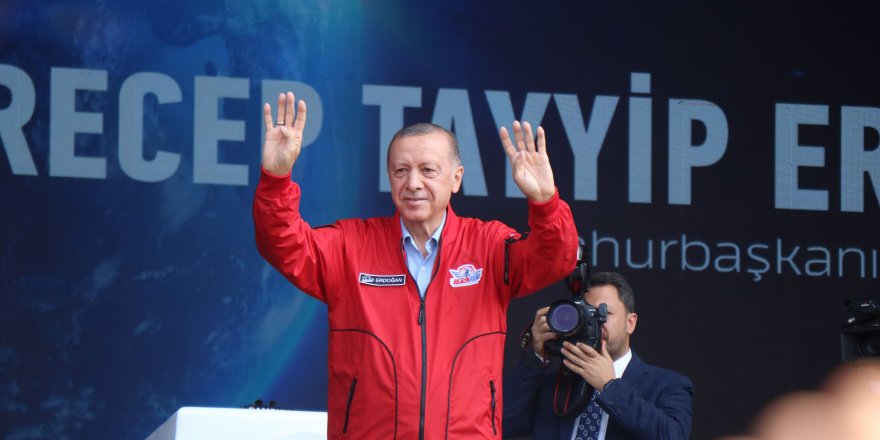 Cumhurbaşkanı Erdoğan’dan Yunanistan’a: “İzmir’i unutma, bir gece ansızın gelebiliriz”